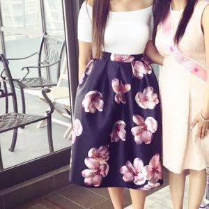 MIDI chicwish floral print skirt